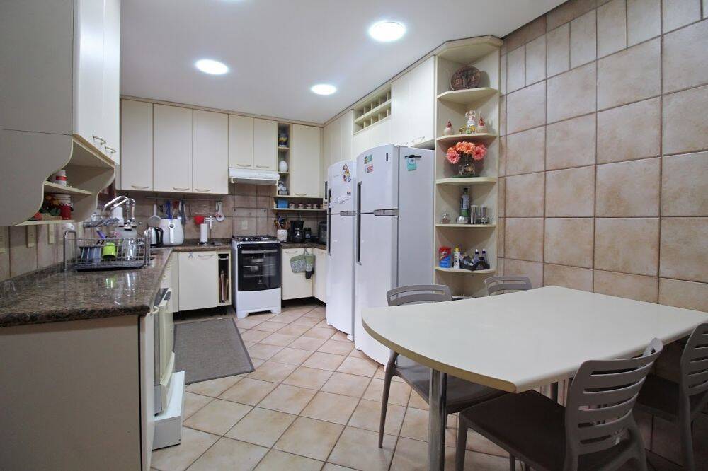 Casa, 4 quartos, 381 m² - Foto 6