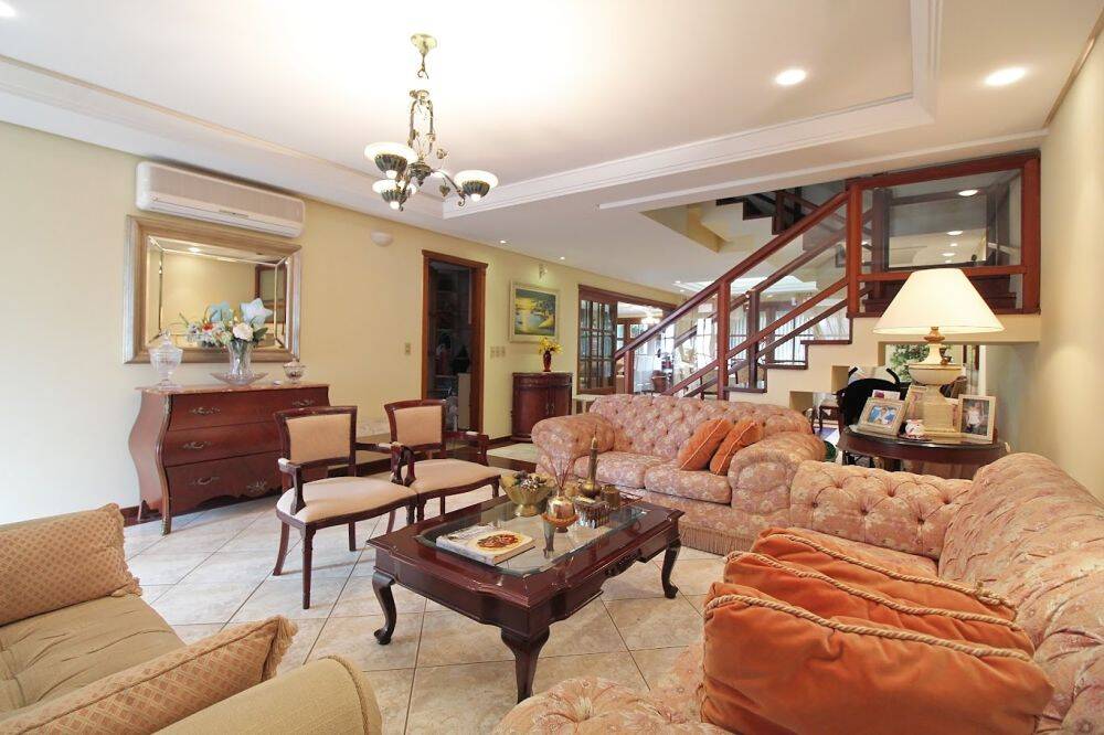 Casa, 4 quartos, 381 m² - Foto 2