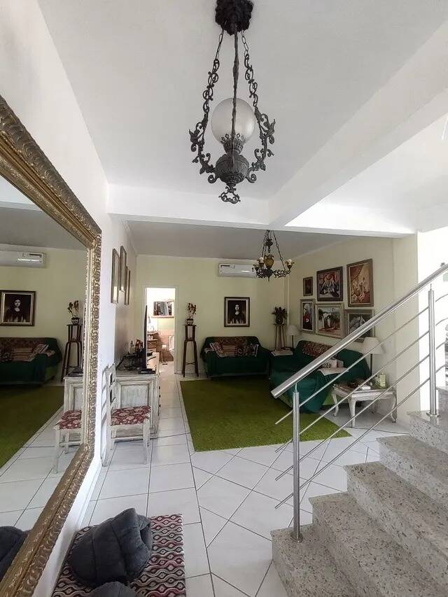 Casa, 4 quartos, 329 m² - Foto 2