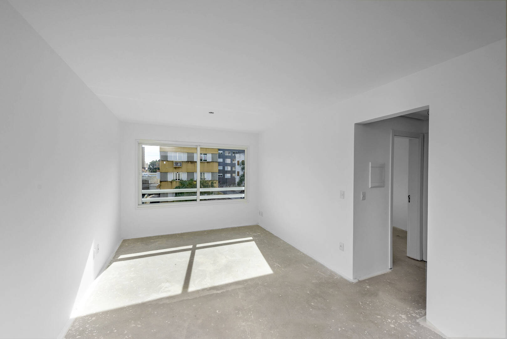 Apartamento, 2 quartos, 6677 m² - Foto 2