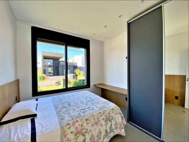 Casa, 4 quartos, 250 m² - Foto 13