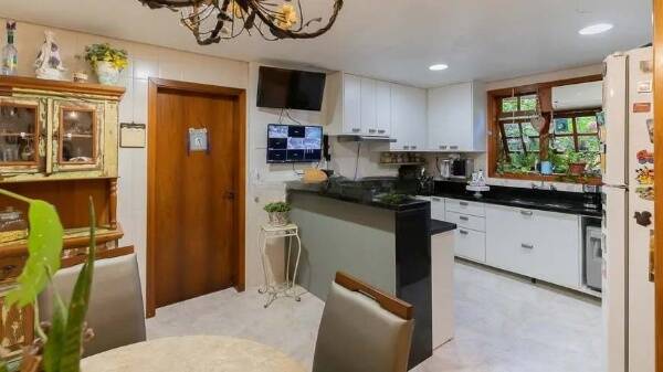 Casa, 4 quartos, 233 m² - Foto 17