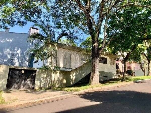 Casa, 3 quartos, 201 m² - Foto 2
