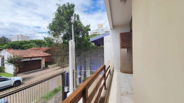 Casa, 3 quartos, 233 m² - Foto 2