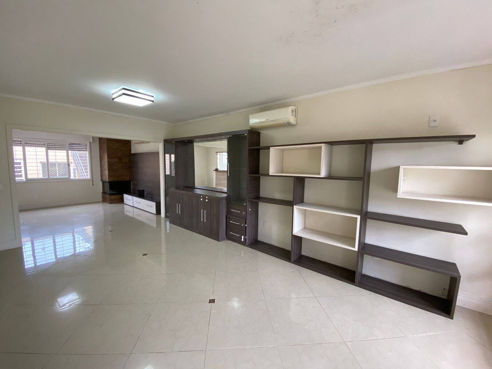 Casa, 4 quartos, 265 m² - Foto 4