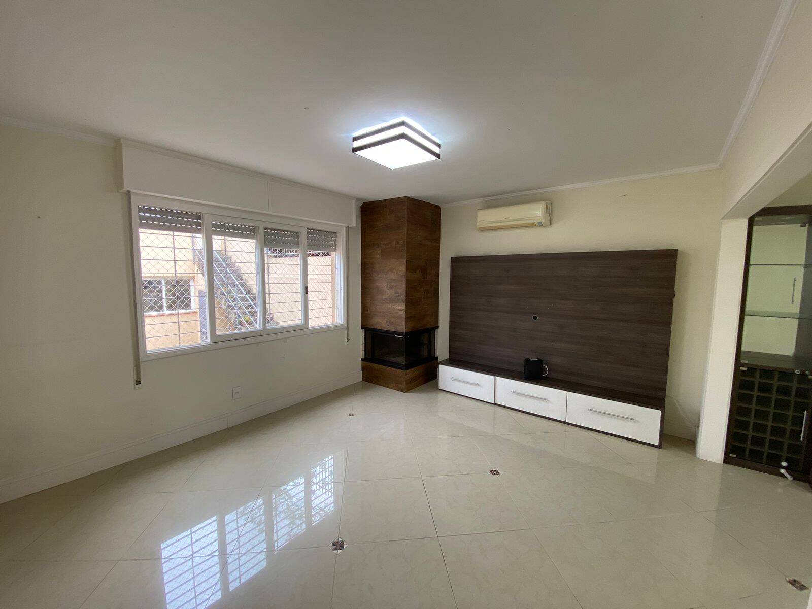 Casa, 4 quartos, 265 m² - Foto 3