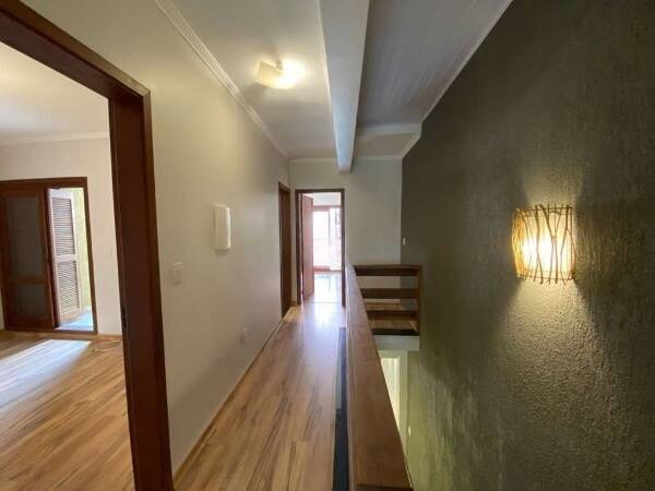 Casa, 3 quartos, 235 m² - Foto 4