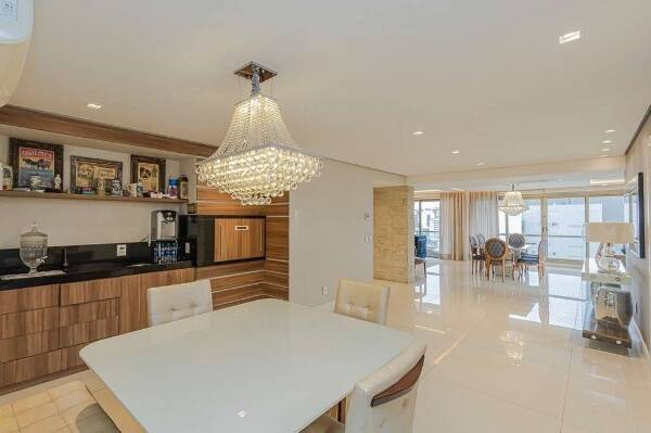 Apartamento, 3 quartos, 236 m² - Foto 10