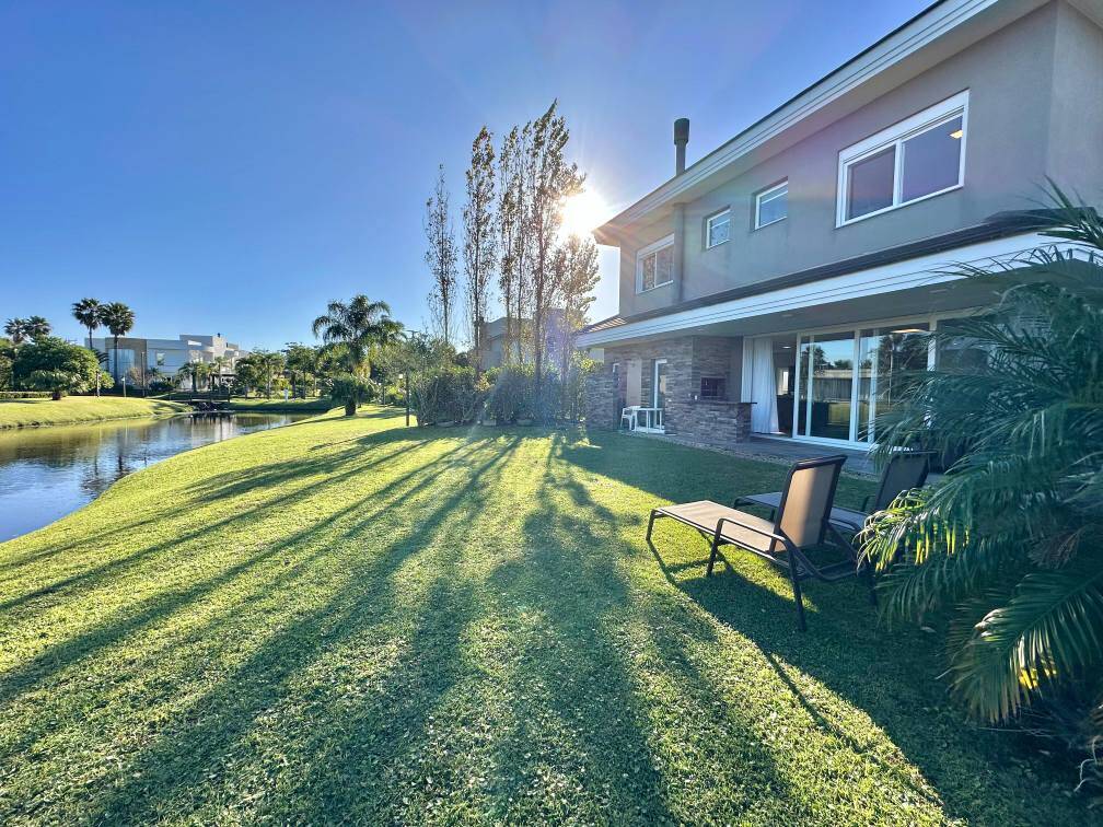 Casa, 4 quartos, 313 m² - Foto 3