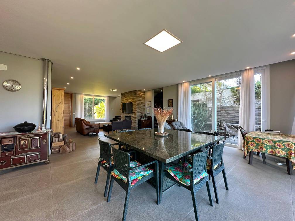 Casa, 4 quartos, 313 m² - Foto 10