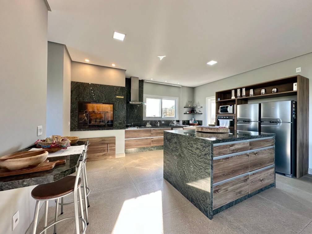 Casa, 4 quartos, 313 m² - Foto 11