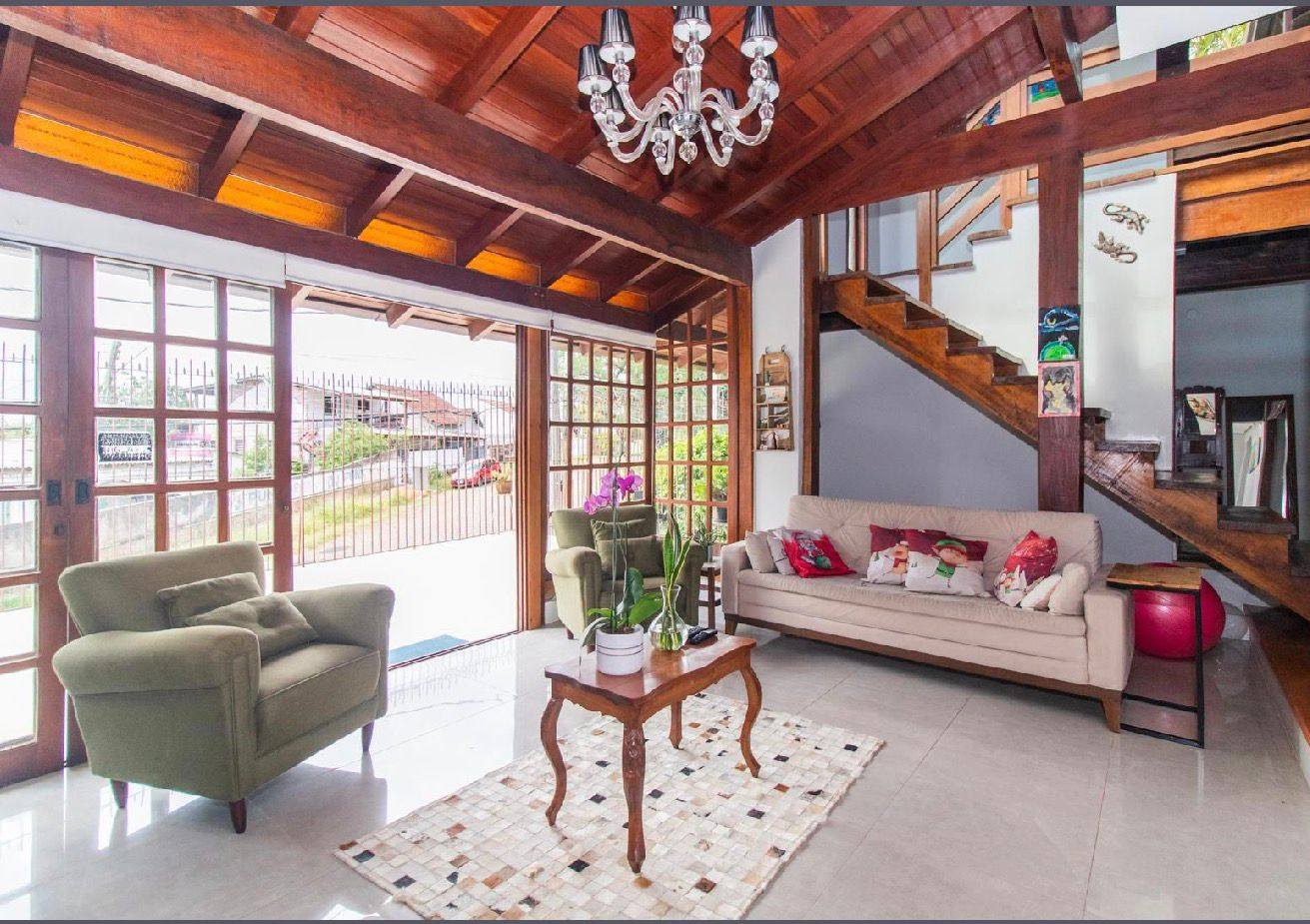 Casa, 3 quartos, 210 m² - Foto 2