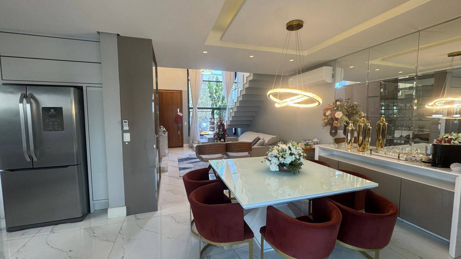 Casa, 3 quartos, 176 m² - Foto 2