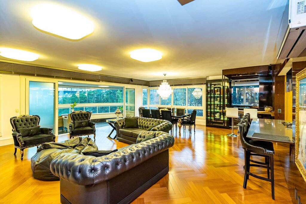Apartamento, 3 quartos, 223 m² - Foto 2