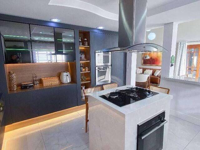 Casa para Venda em Porto Alegre - 4