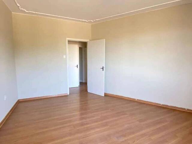 Apartamento para Venda em Porto Alegre - 5