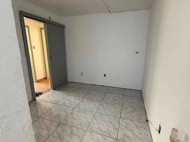 Apartamento para Venda em Porto Alegre - 4