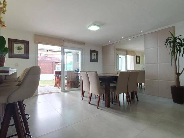 #196 - Casa para Venda em Porto Alegre - RS - 3