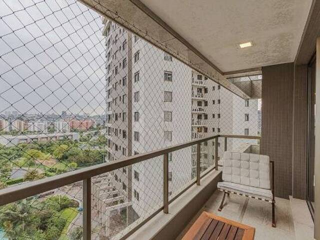 #202 - Apartamento para Venda em Porto Alegre - RS - 1