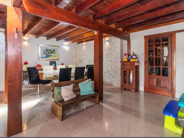 Casa para Venda em Porto Alegre - 4