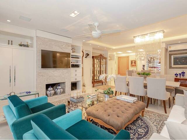 Apartamento para Venda em Porto Alegre - 3