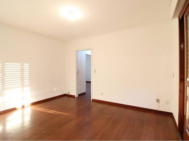 Apartamento para Venda em Porto Alegre - 5