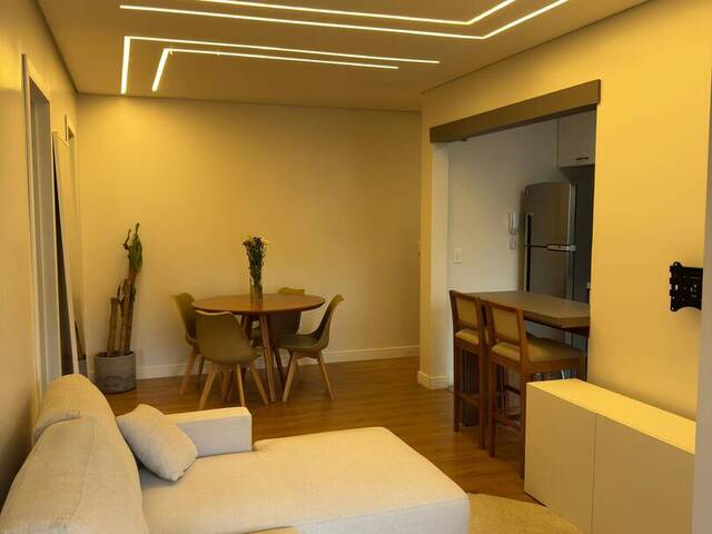 Apartamento para Venda em Porto Alegre - 2